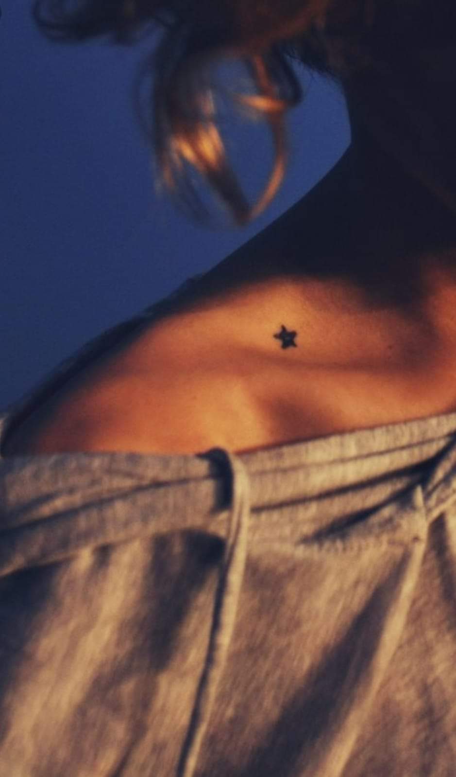 Puwas Schulter mit kleinem Stern-Tattoo
